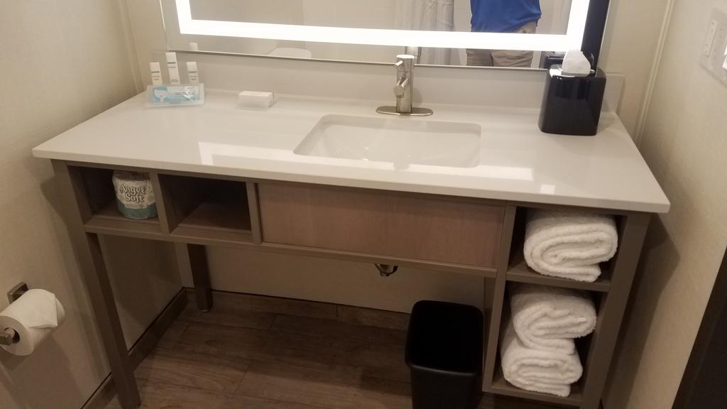 Hilton Garden Inn Little Rock Downtown Εξωτερικό φωτογραφία